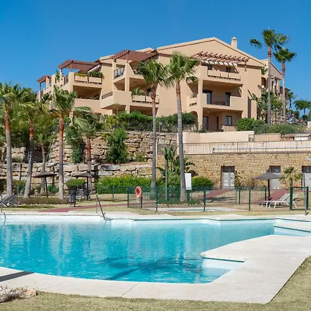Sea Views And Garden In Hacienda Cifuentes Appartement Estepona