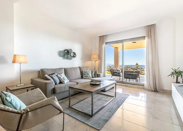 Sea Views And Garden In Hacienda Cifuentes Appartement Estepona